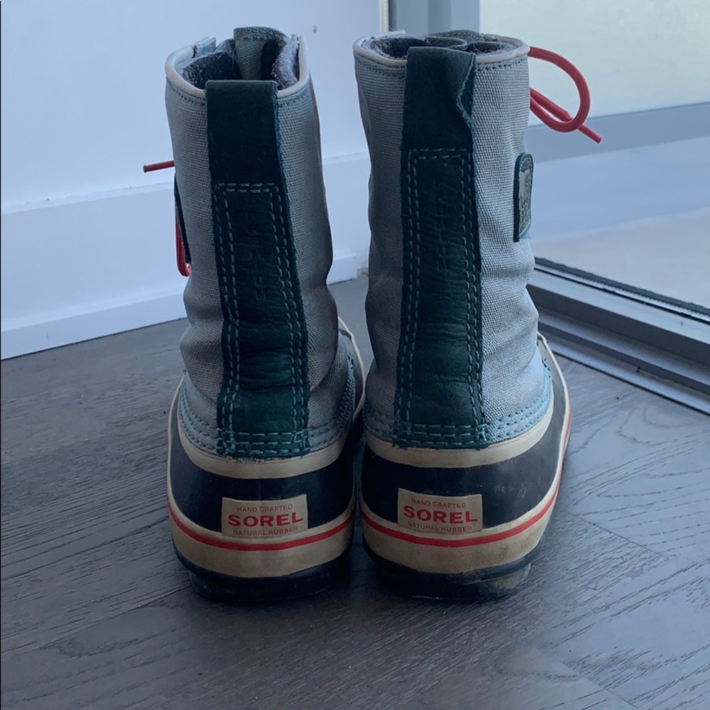 Sorel Women’s size 9.5 winter boots - Picture 5 of 6